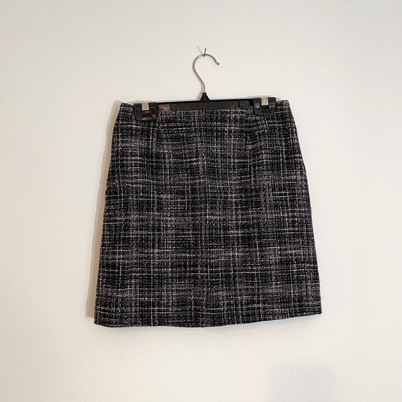 H&M Plaid Skirt - Picture 1 of 3
